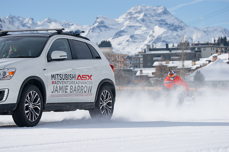 Самый быстрый сноубордист Великобритании и Mitsubishi ASX побили мировой рекорд